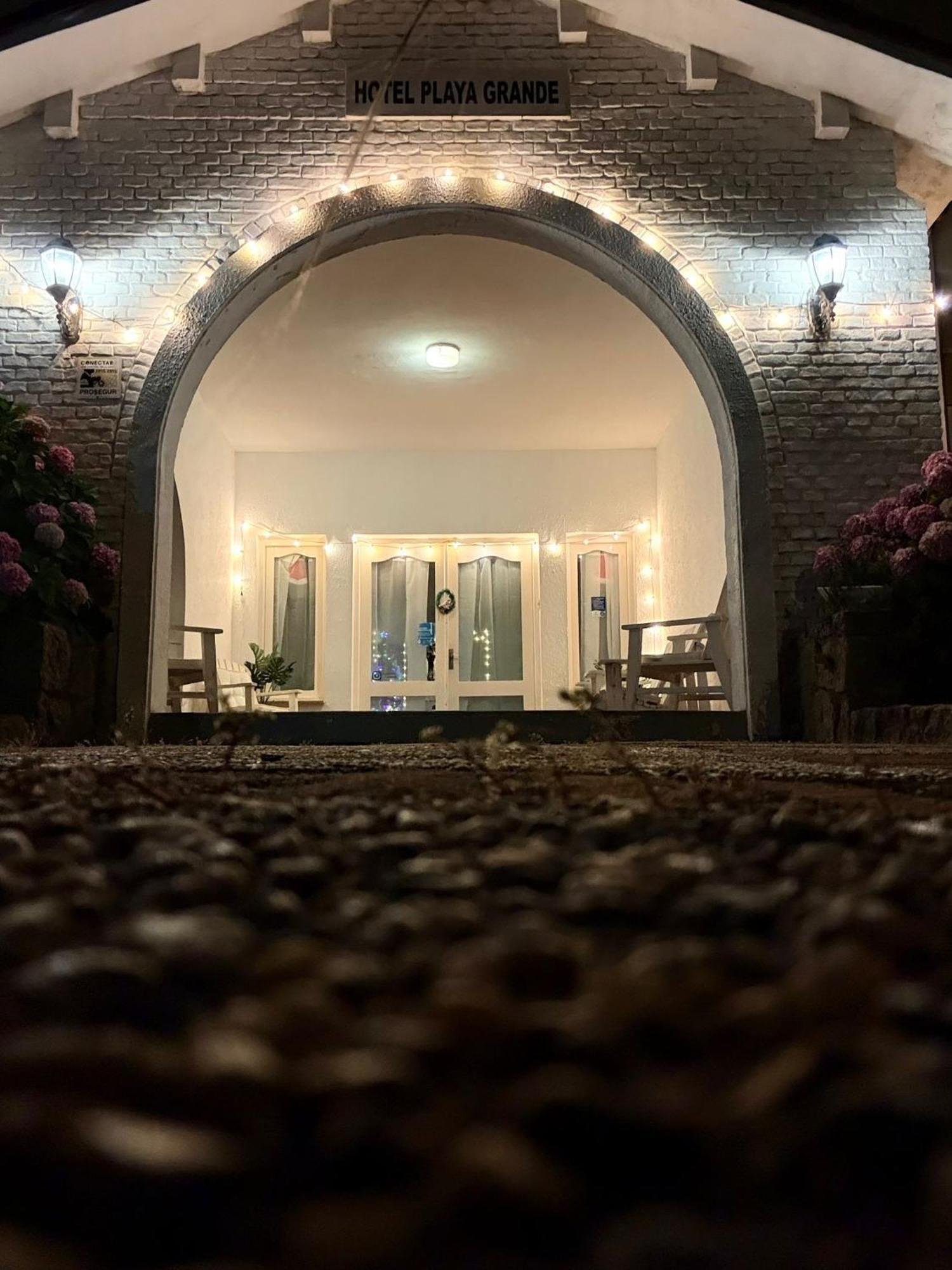 Playa Grande Hotell Piriápolis Eksteriør bilde